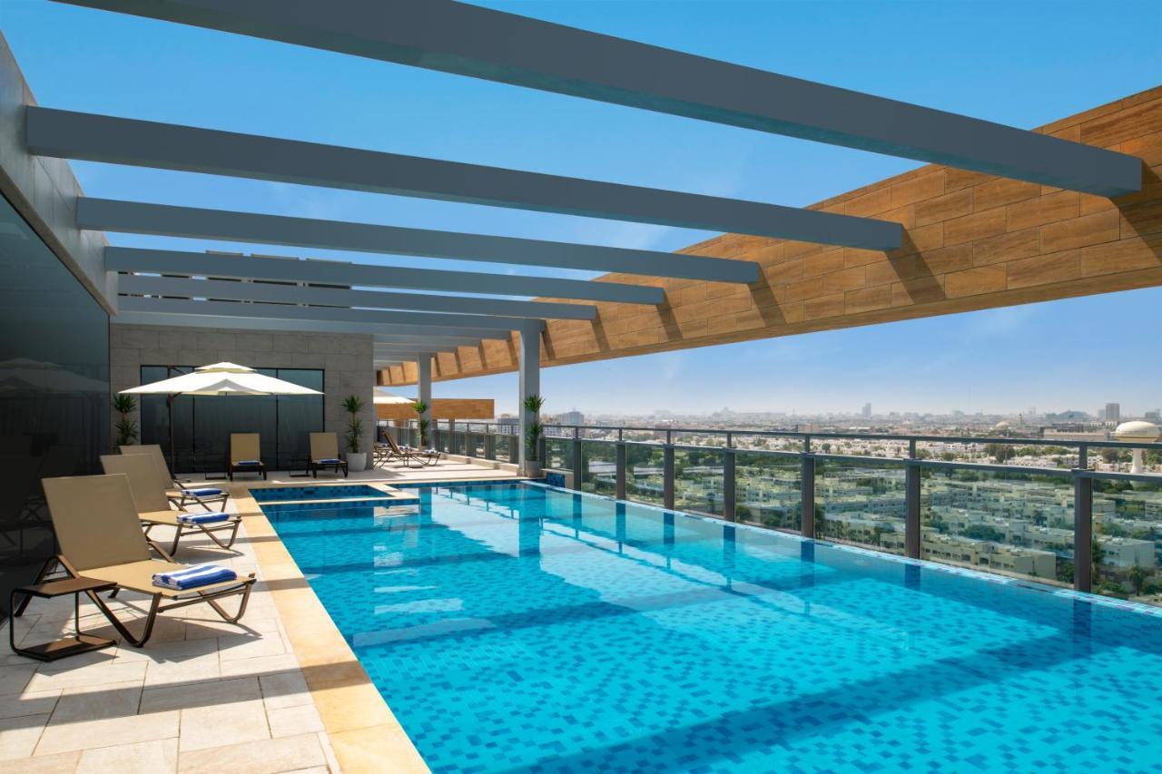 Swissotel Living Джидда Екстер'єр фото Rooftop pool