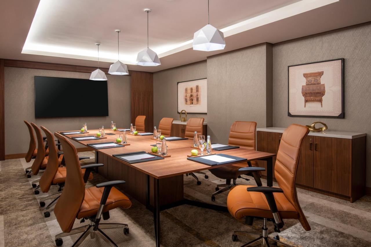 Swissotel Living Джидда Екстер'єр фото Boardroom at The Westin