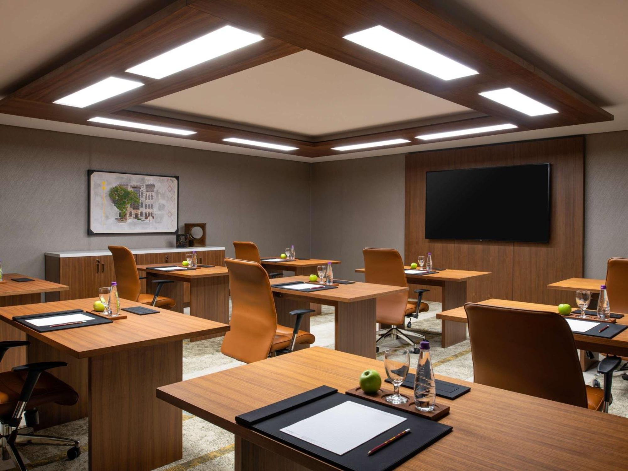 Swissotel Living Джидда Екстер'єр фото Meeting room